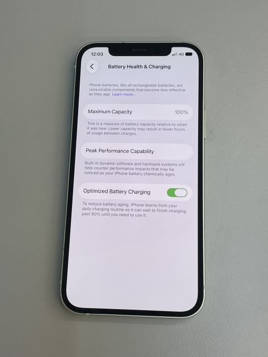 iPhone 12 · 8/9