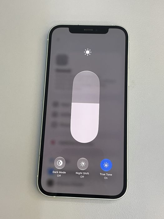 iPhone 12 · 6/9
