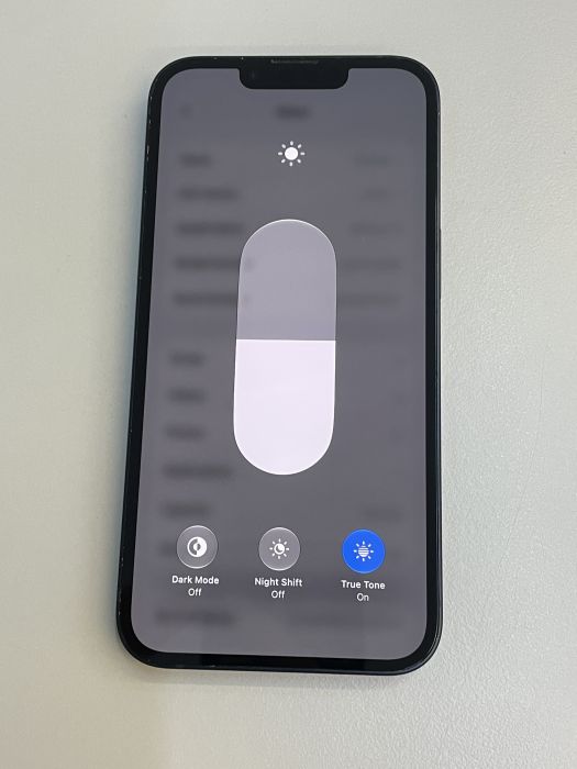 iPhone 13 · 6/9
