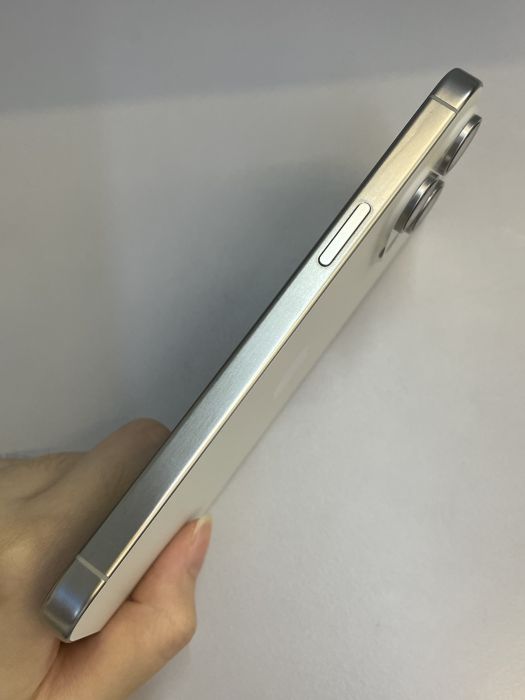 iPhone 15 Pro Max · 3/9