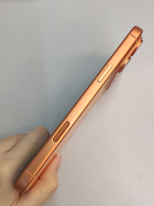 iPhone 17 Pro Max · 3/9