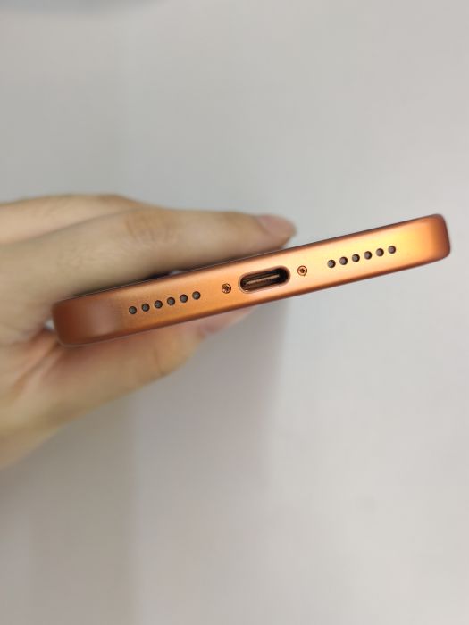 iPhone 17 Pro Max · 4/9