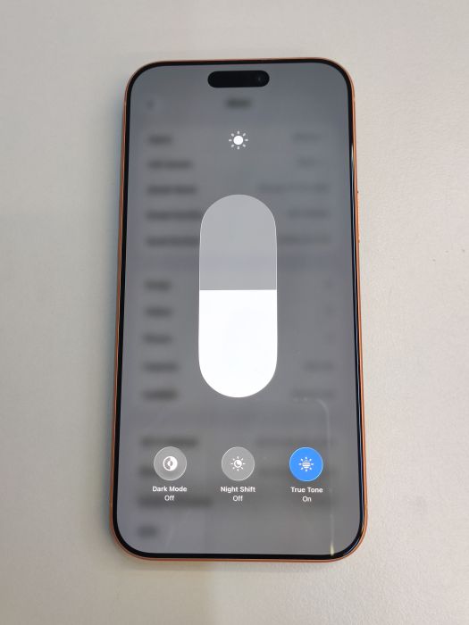 iPhone 17 Pro Max · 6/9