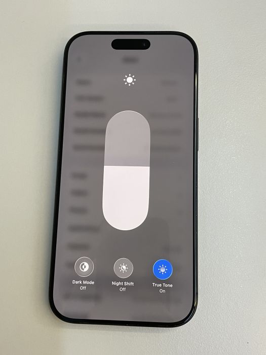 iPhone 16 Pro · 6/9