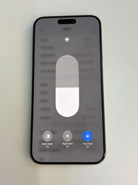 iPhone 15 Pro Max · 6/9