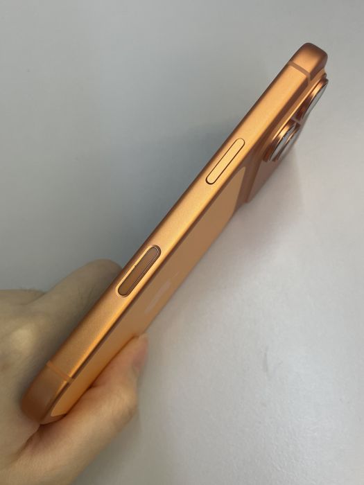 iPhone 17 Pro · 3/9