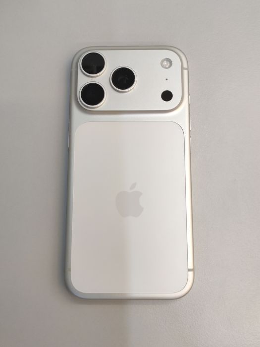 iPhone 17 Pro