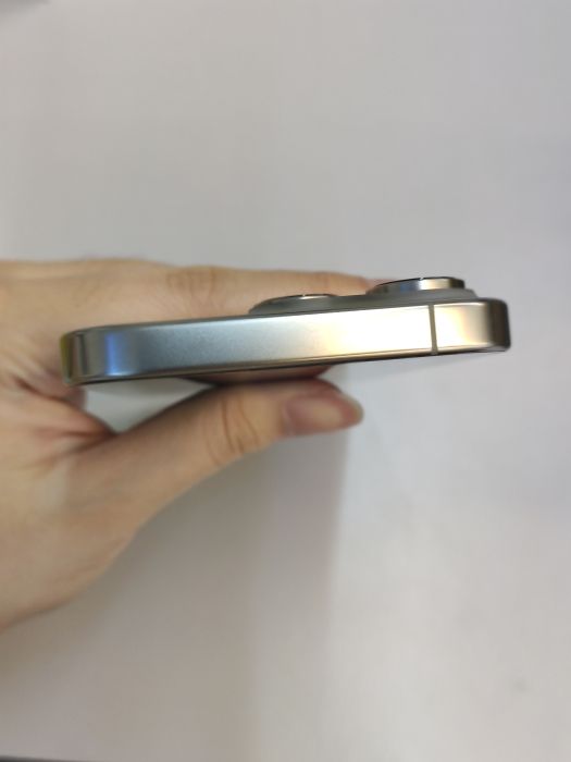 iPhone 16 Pro · 5/6