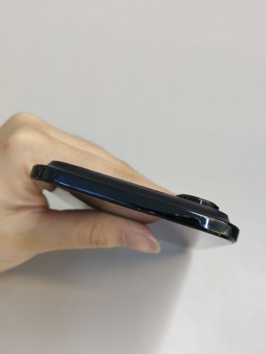 iPhone Air · 5/6