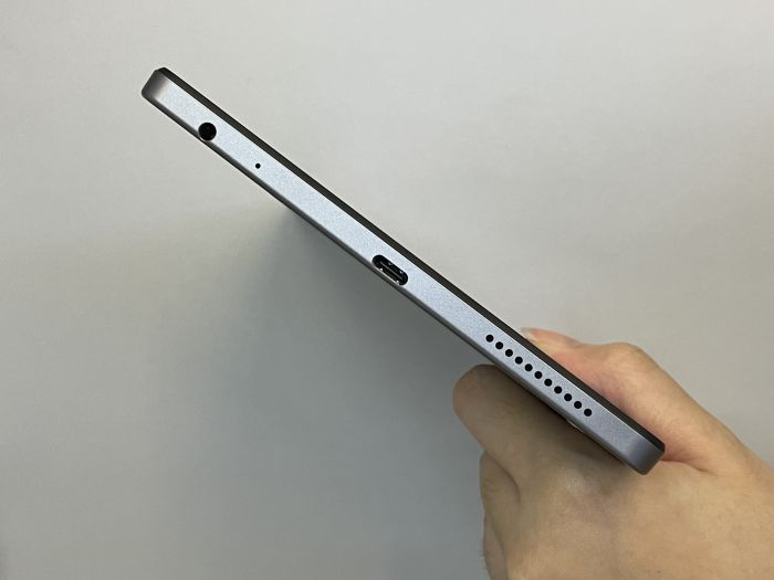 Lenovo Tab M9 · 4/7