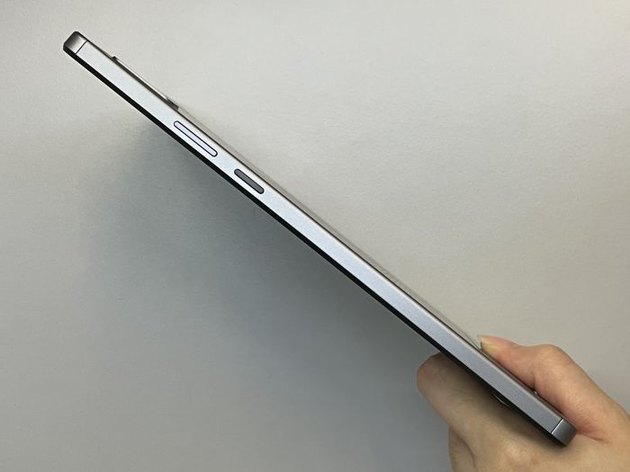Lenovo Tab M9 · 2/7