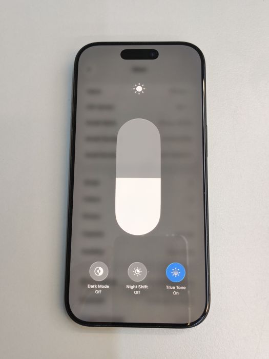 iPhone 16 Pro · 6/9