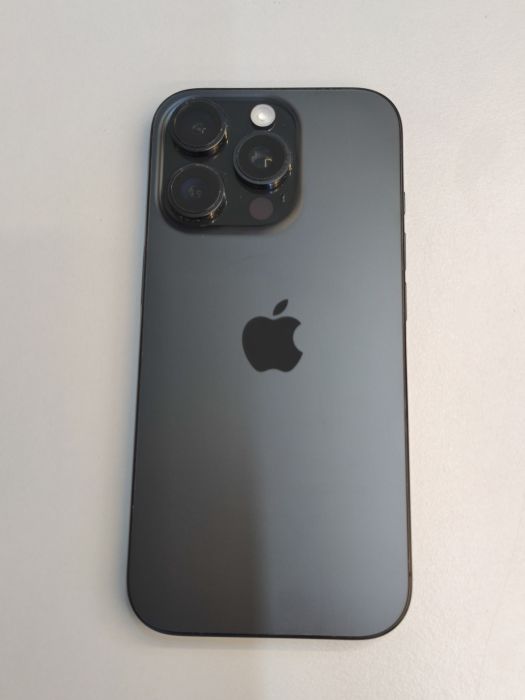 iPhone 16 Pro