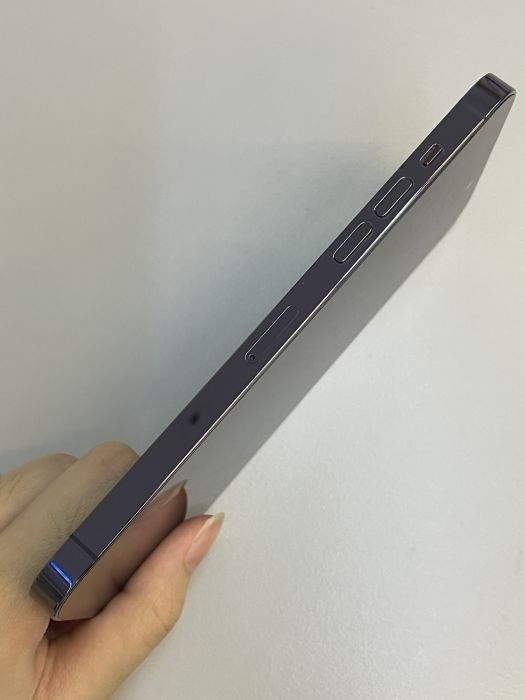 iPhone 14 Pro Max · 2/9