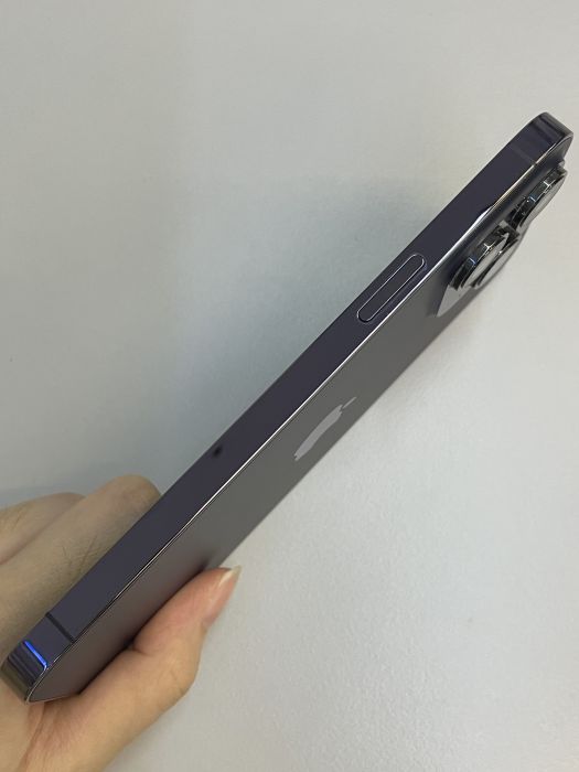 iPhone 14 Pro Max · 3/9