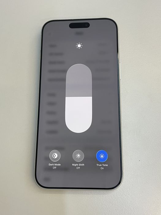 iPhone 17 Pro Max · 6/9