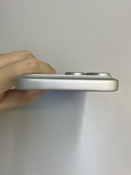iPhone 17 Pro Max · 5/9
