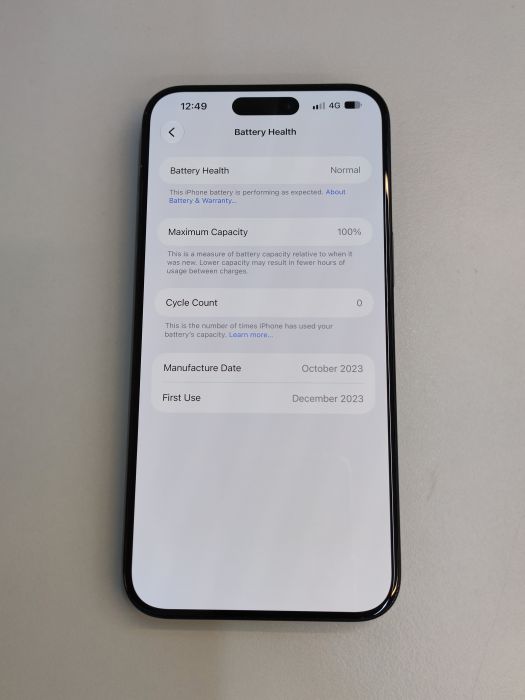iPhone 15 Pro Max · 8/9