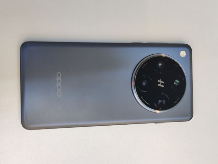 OPPO Find X8 Pro