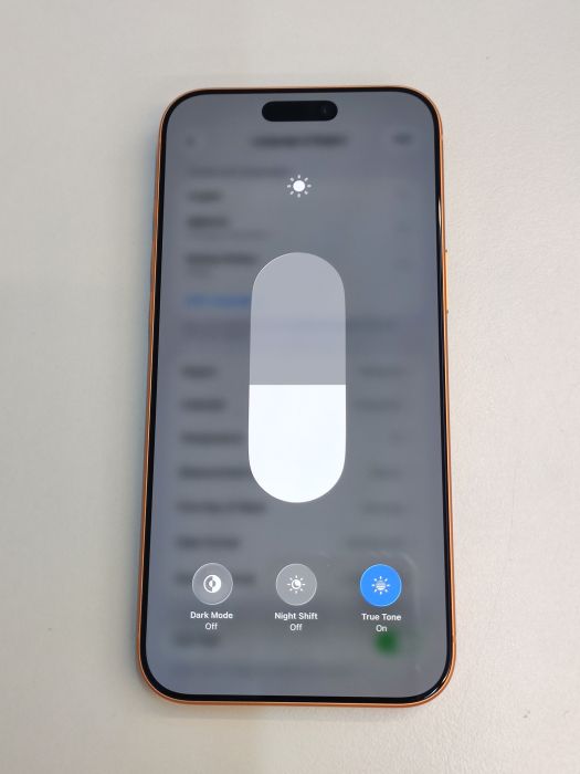 iPhone 17 Pro Max · 6/9