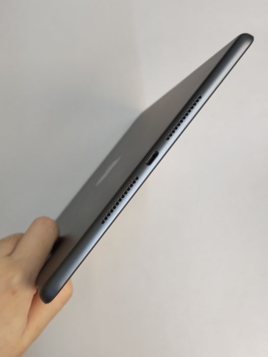 iPad (9th Gen 2021) · 4/7