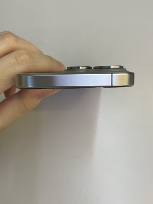 iPhone 15 Pro · 5/9