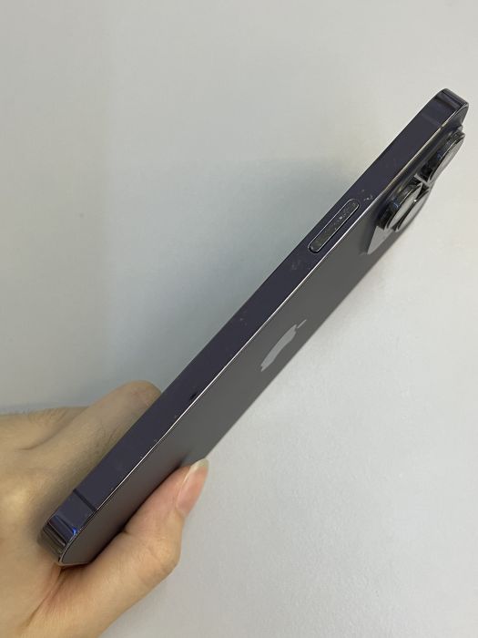 iPhone 14 Pro Max · 3/9