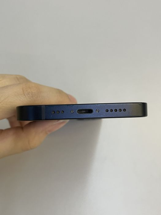 iPhone 14 · 4/9