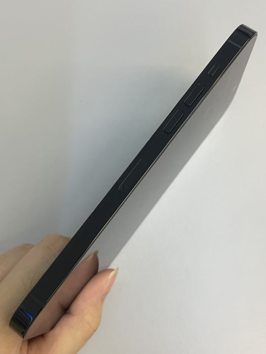 iPhone 14 Pro Max · 2/9