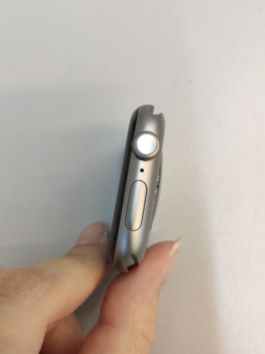 Apple Watch Series 11 · 2/7