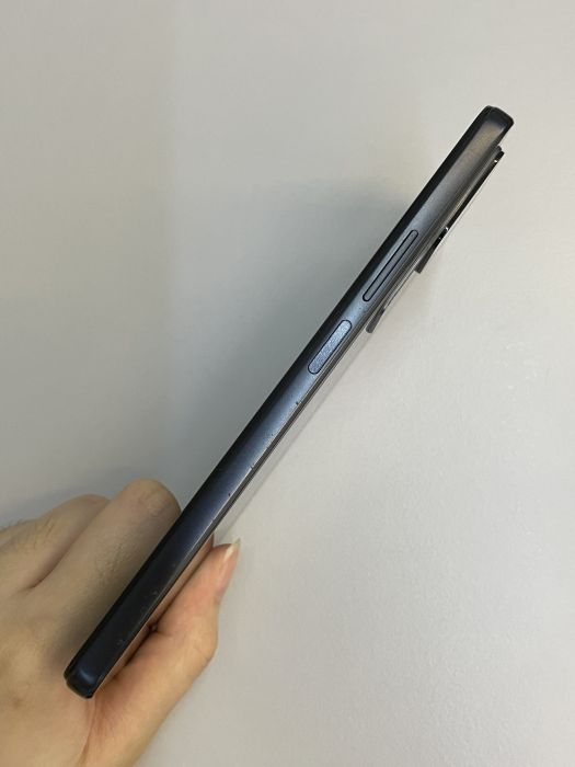 POCO F4 · 3/7