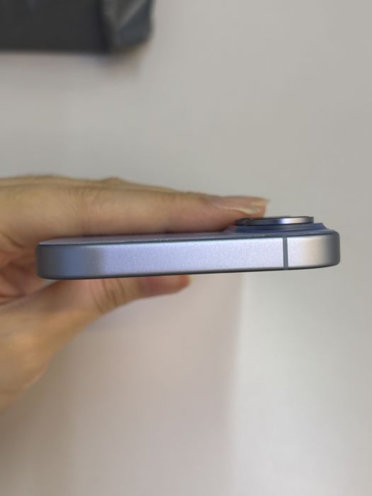 iPhone 17 · 5/9