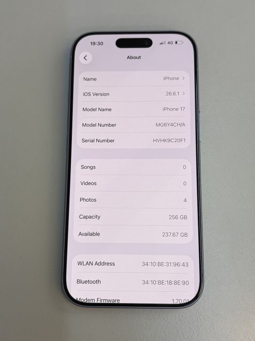 iPhone 17 · 7/9