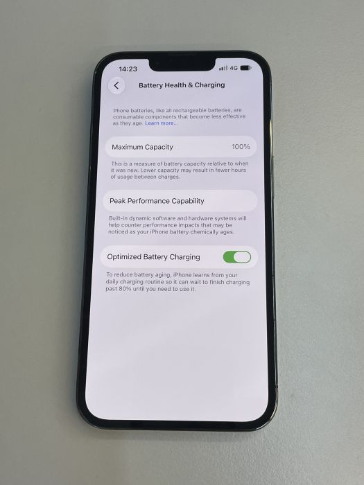 iPhone 13 Pro · 8/9