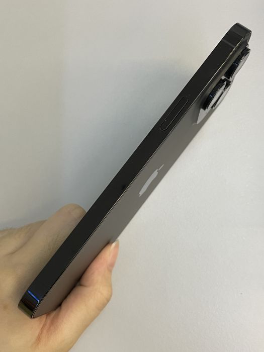 iPhone 14 Pro Max · 3/9