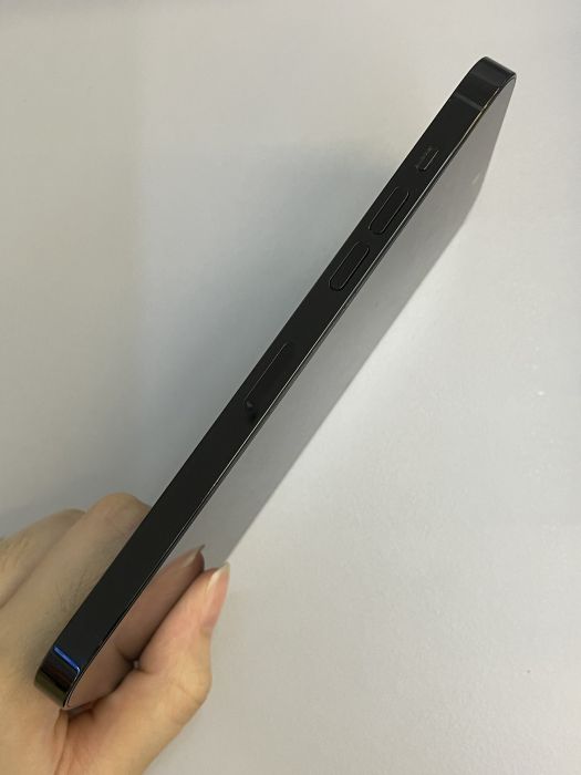 iPhone 14 Pro Max · 2/9