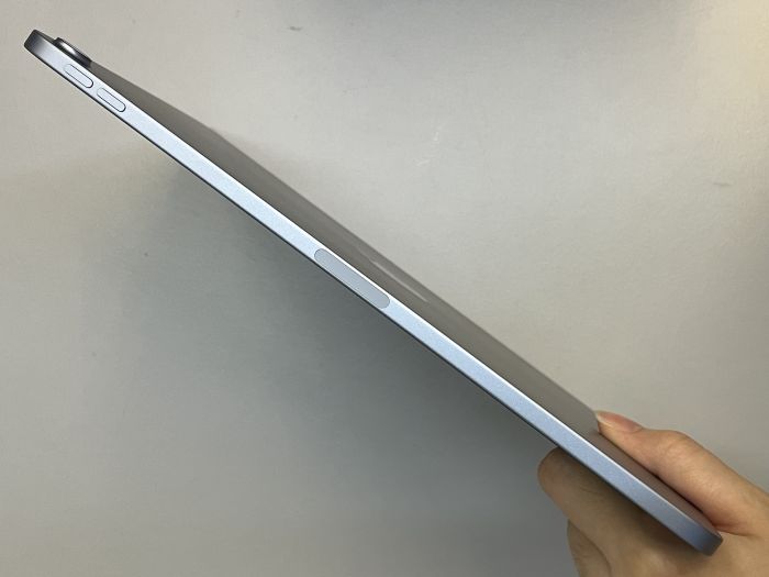iPad Air (4th Gen 2020) · 2/7