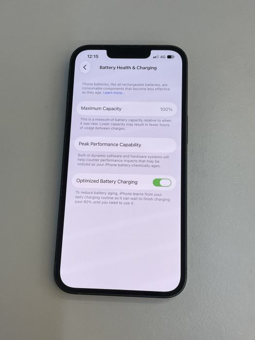 iPhone 13 · 8/9
