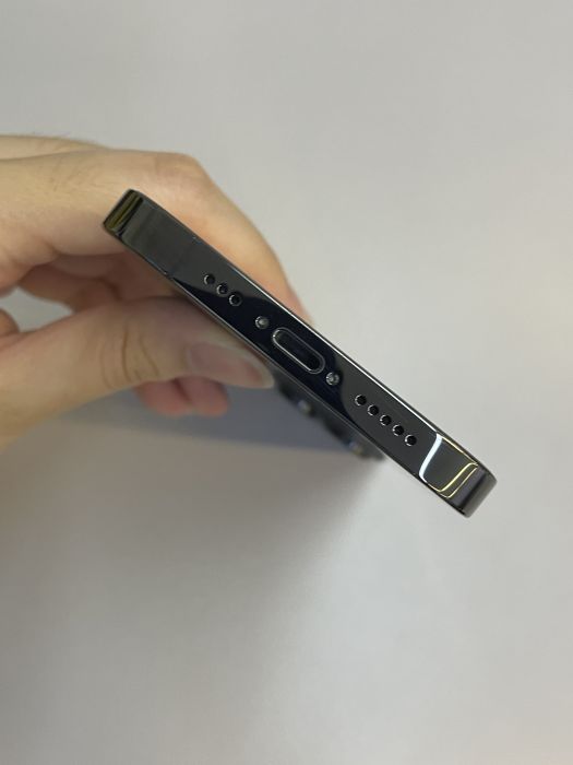 iPhone 13 Pro · 4/9