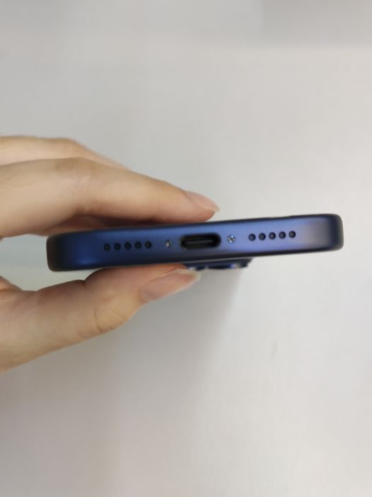 iPhone 17 Pro · 4/9