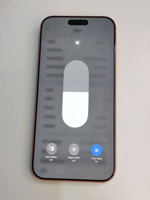 iPhone 17 Pro Max · 6/9