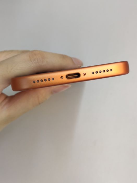 iPhone 17 Pro Max · 4/9