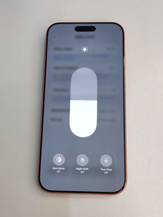iPhone 17 Pro Max · 6/9