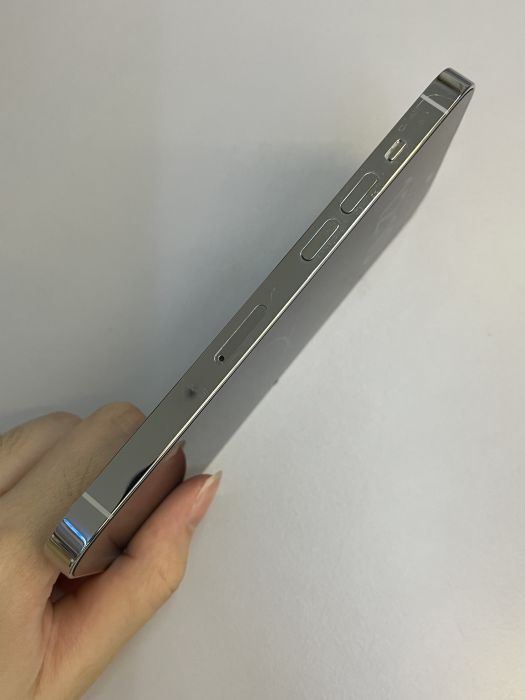 iPhone 14 Pro · 2/9
