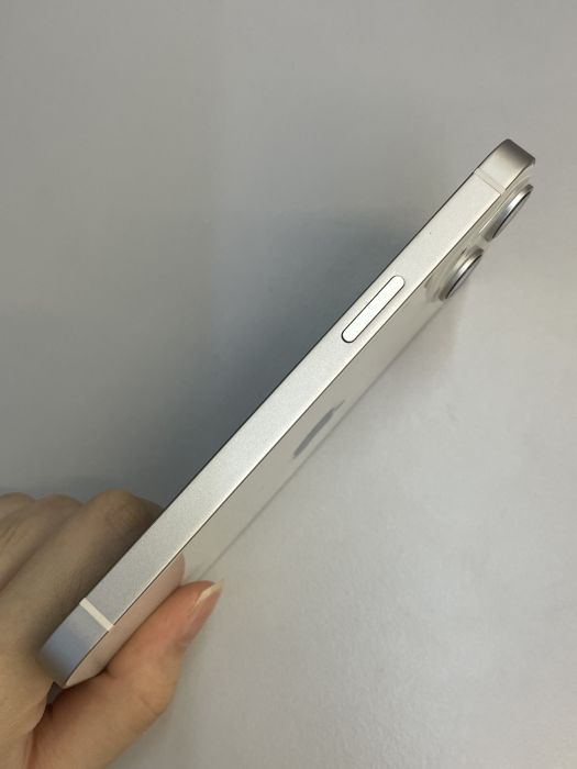 iPhone 14 · 3/9