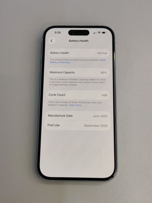iPhone 15 · 9/10