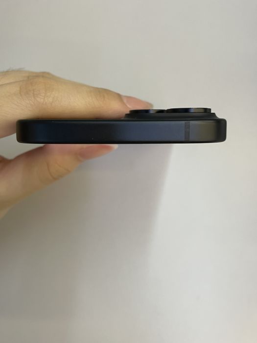 iPhone 15 · 5/9
