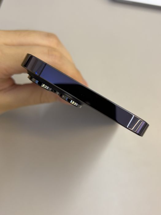 iPhone 14 Pro Max · 4/9