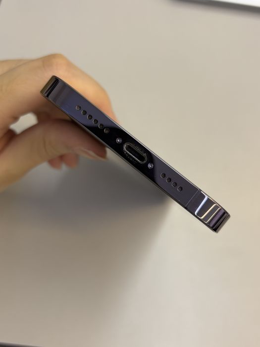 iPhone 14 Pro Max · 3/9