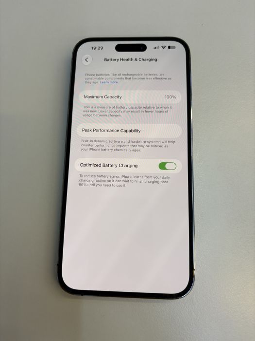 iPhone 14 Pro Max · 8/9
